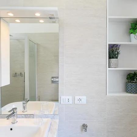 Casa Nives - By Impero House Apartament