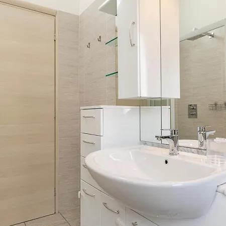 Casa Nives - By Impero House Apartament Stresa