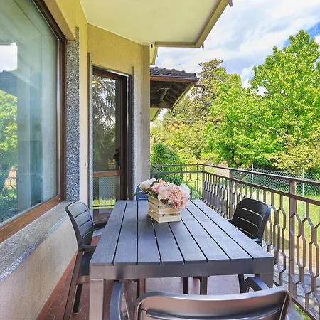 Casa Nives - By Impero House Apartament Stresa